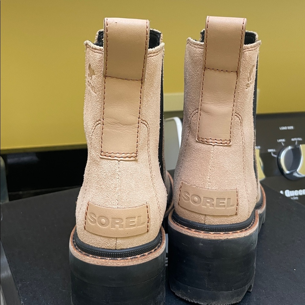 Sorel Women's Beige Ankle Booties - Picture 4 of 7